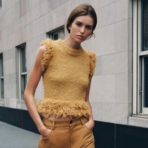 NWT Zara Faux Fur Fringe Cropped Sleeveless Top In Mustard - M